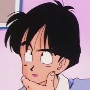 Meet your Posher, Adrienne